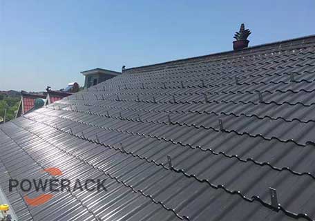 10KW T17 tile roof hook system in Slovenia
