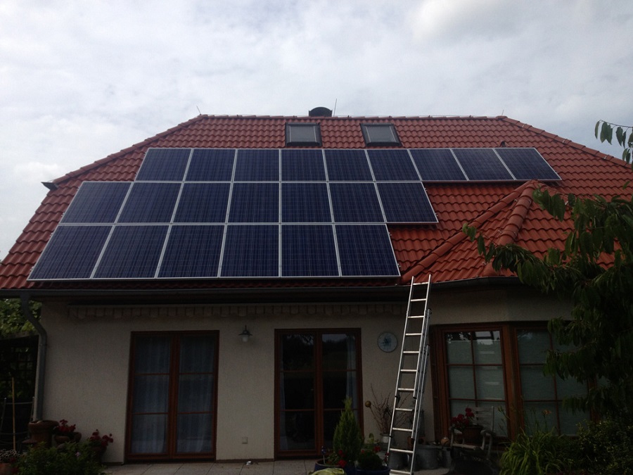 What Are The Advantages Of Tile Roof Solar System