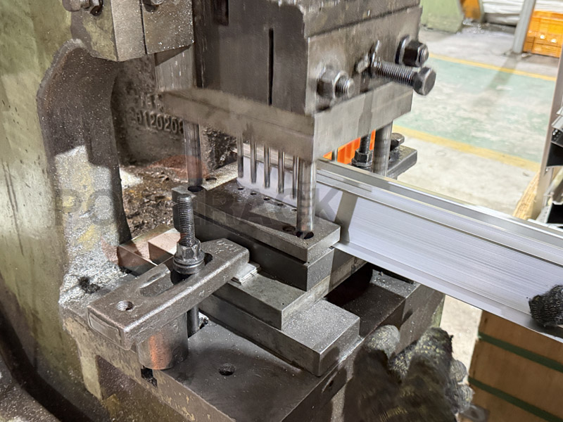 solar mounting rail