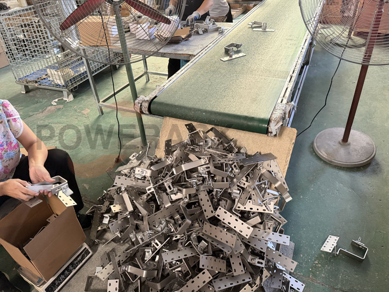  Solar Roof  Hooks On‑Site Packing